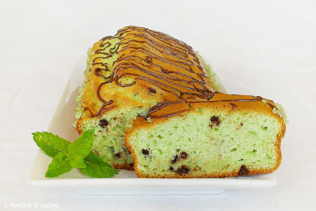 Plum cake alla menta con gocce di cioccolato