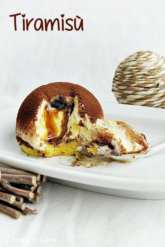 Tiramisù con cuore liquido al caffè 