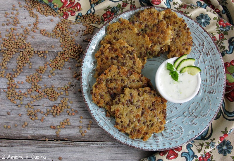 Frittelle Di Lenticchie E Bulgur Con Salsa Allo Yogurt 2 Amiche In Cucina