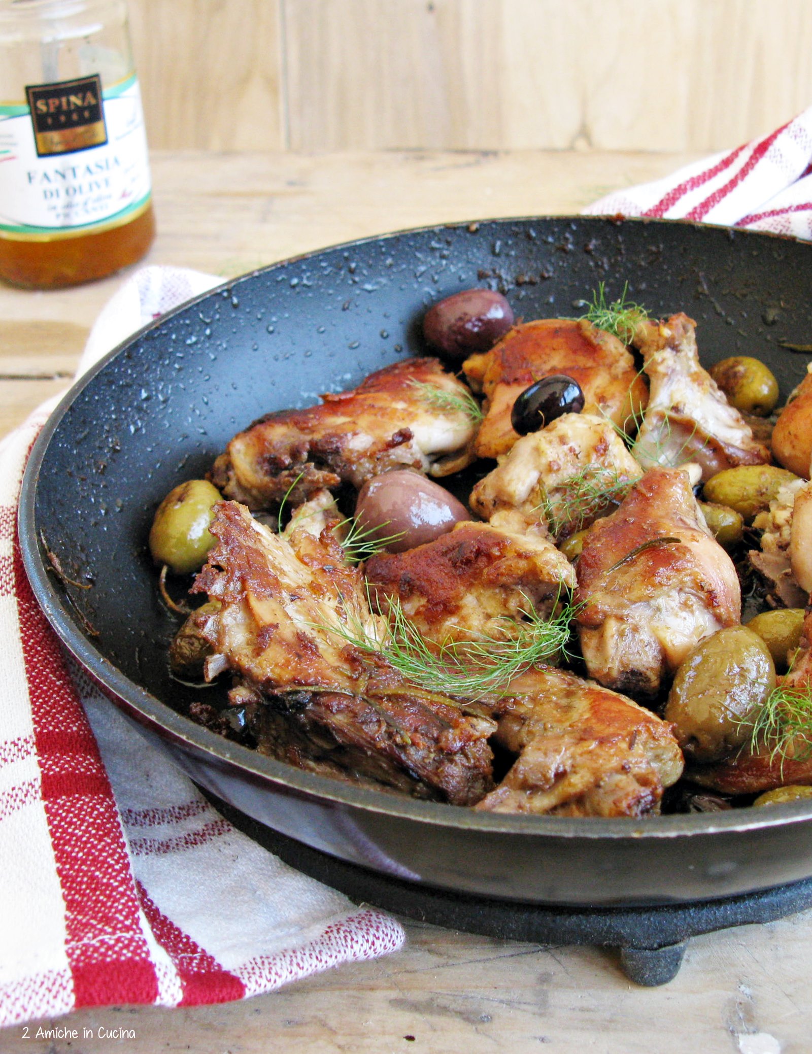 Coniglio alle olive piccanti e finocchietto