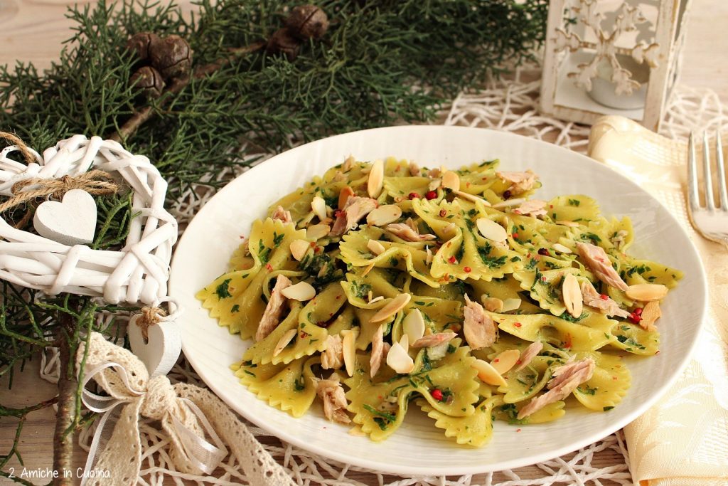 Farfalle al pesto di carote e tonno
