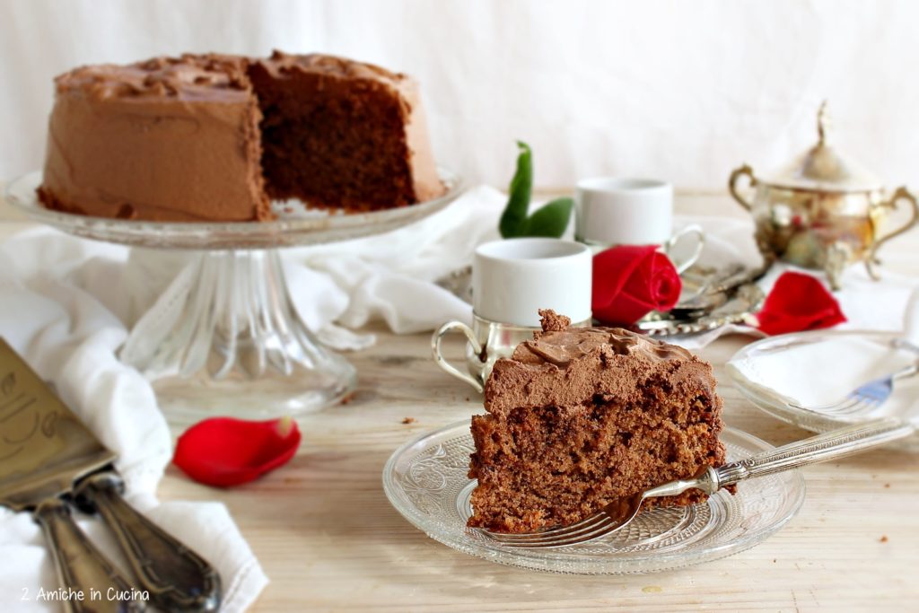 Torta al cioccolato e nocciole 