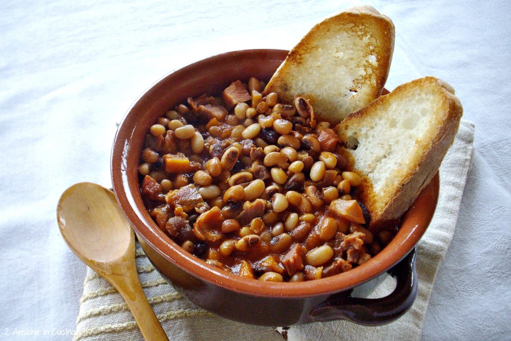 Zuppa di fagiolina del lago trasimeno con prosciutto