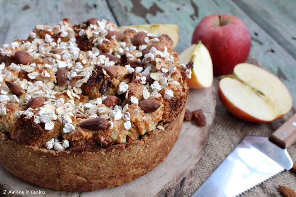 Torta di mele ai cereali e panettone
