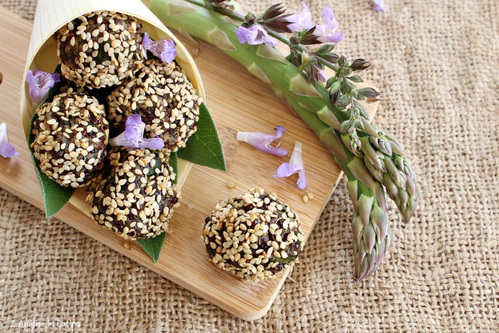 polpette di quinoa-asparagi-sesamo