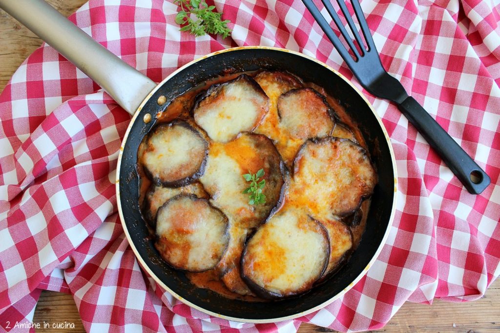 parmigiana di melanzane in padella, senza forno