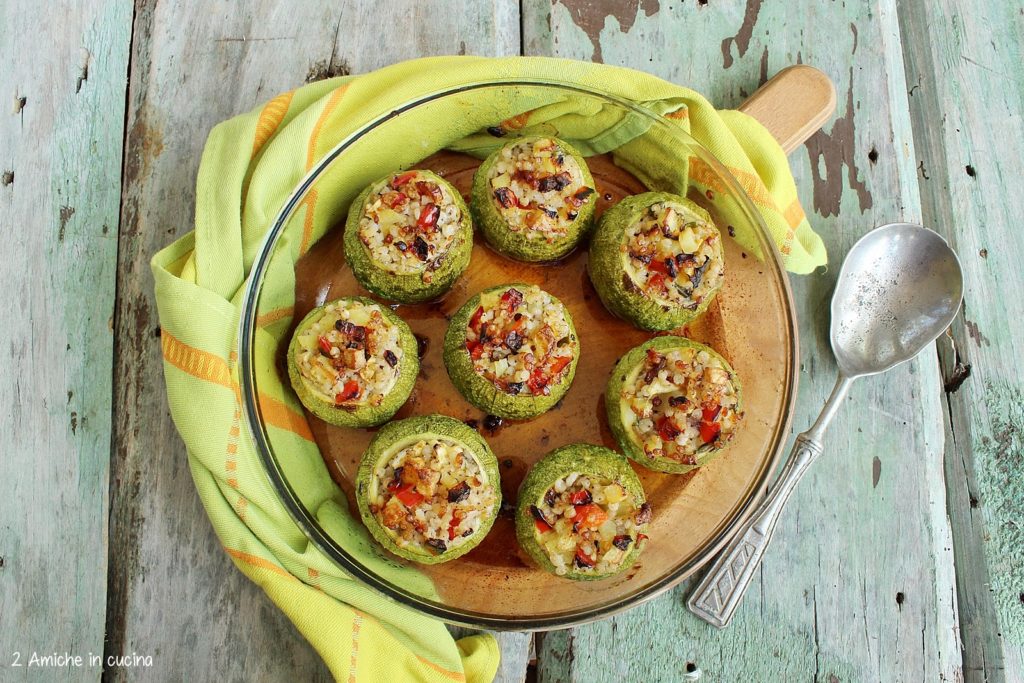 Zucchine tonde ripiene, ricetta vegan