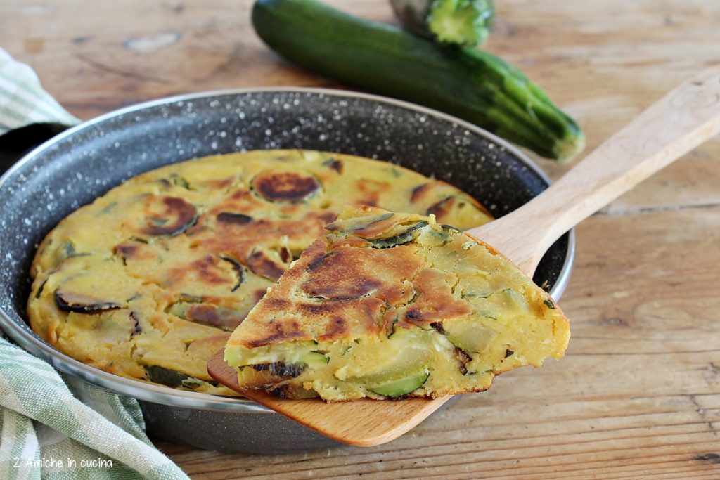 Frittata vegan di zucchine aromatizzata con olio allo zenzero