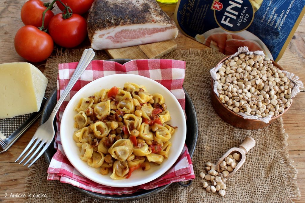 tortellini al prosciutto, guanciale e cicerchie