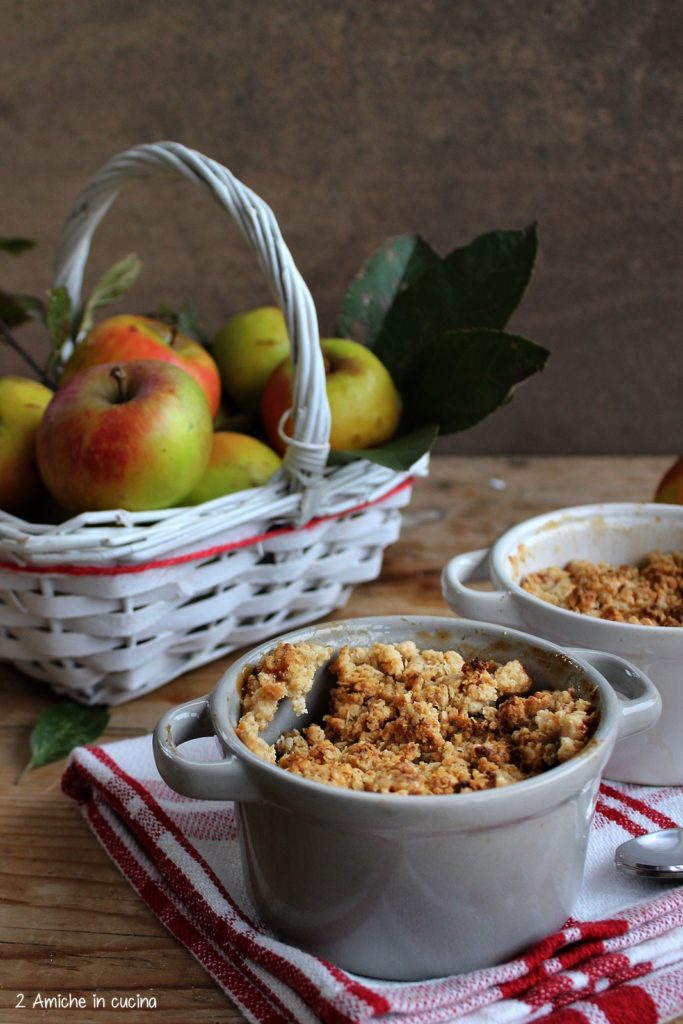 Crumble di mele, apple crumble, ricetta tipica inglese