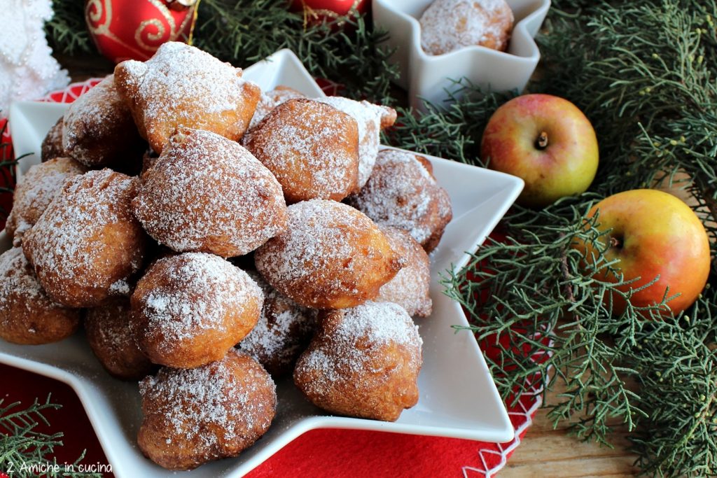 Frittelle olandesi con le mele - Oliebollen met appel ricetta tipica olandese di Capodanno
