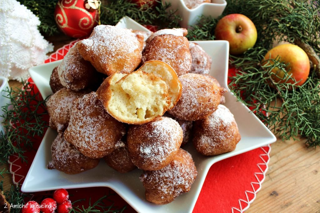 Frittelle olandesi con le mele - Oliebollen met appel ricetta tipica olandese di Capodanno
