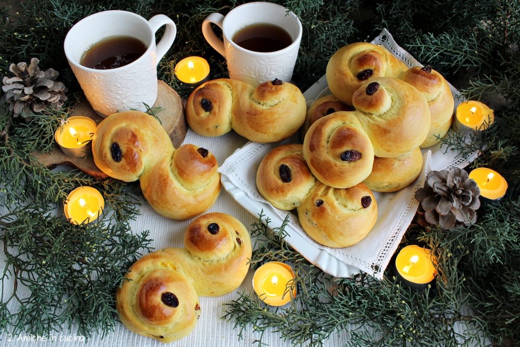Lussekatter dolcetti svedesi Santa Lucia