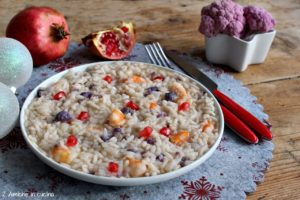 Risotto al cavolfiore e gamberi con chicchi di melagrana, ricetta per Capodanno