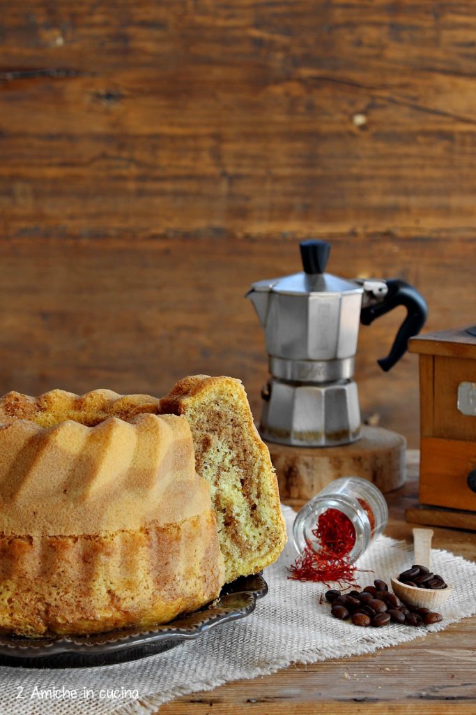 Ciambella al caffè con zafferano purissimo in stimmi