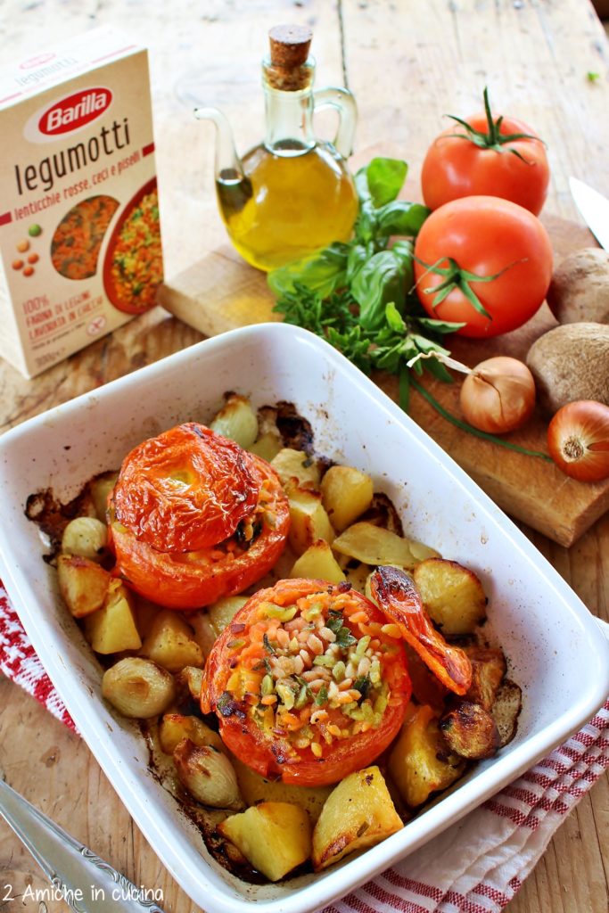 Pomodori ripieni di legumotti con patate e cipolle