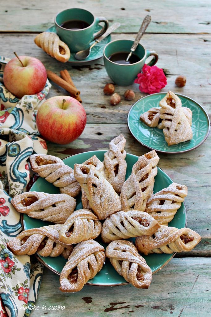 dolcetti turchi alle mele e cannella