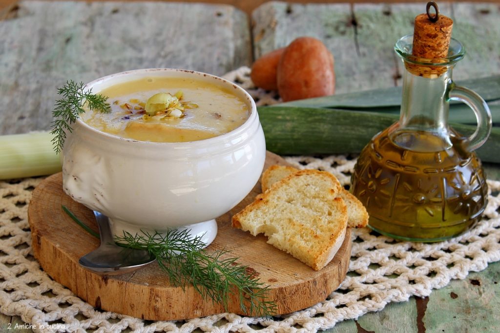 Crema di porri e patata rossa di Colfiorito IGP con crostini di pane