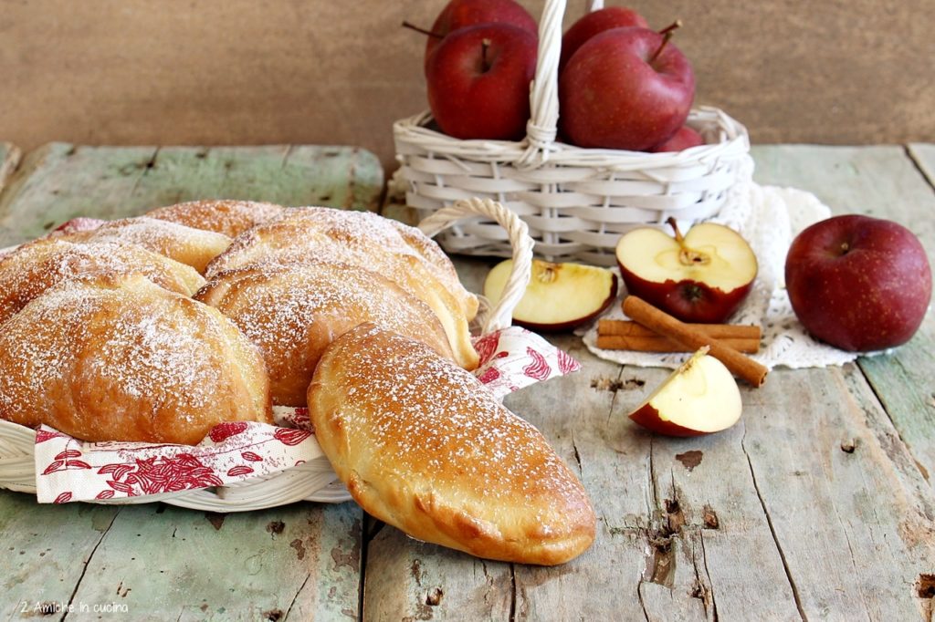 Fagottini di mele ricetta tipica del Belgio