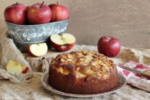 torta di mele con farina di roveja
