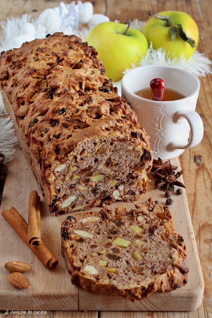 Apfelbrot, il pan di mele tedesco, ricetta tipica di Natale