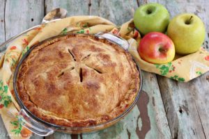 Apple pie, la torta di mele americana, come quella di Nonna Papera