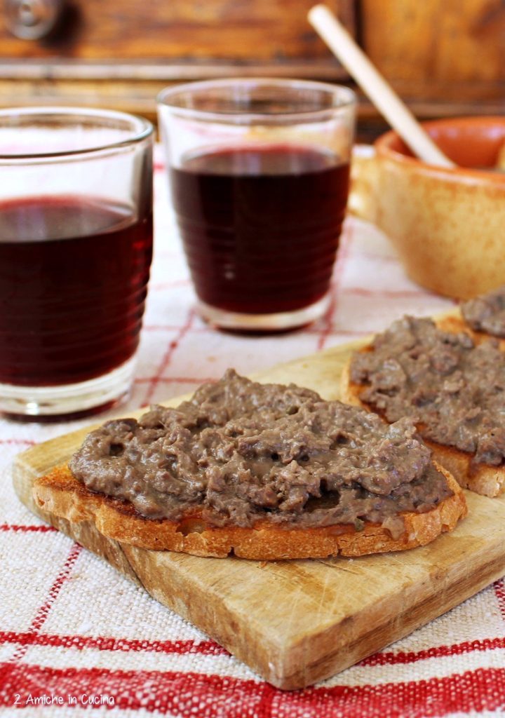 Crostini umbri con i fegatini di pollo