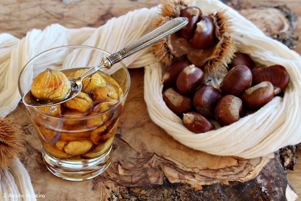 Castagne arrosto con sciroppo alle spezie e alcool