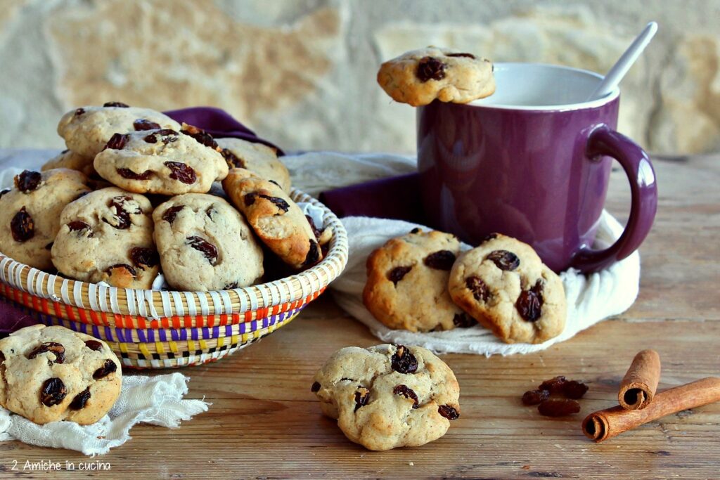 Morbidi biscotti africani con uvetta e patate dolci