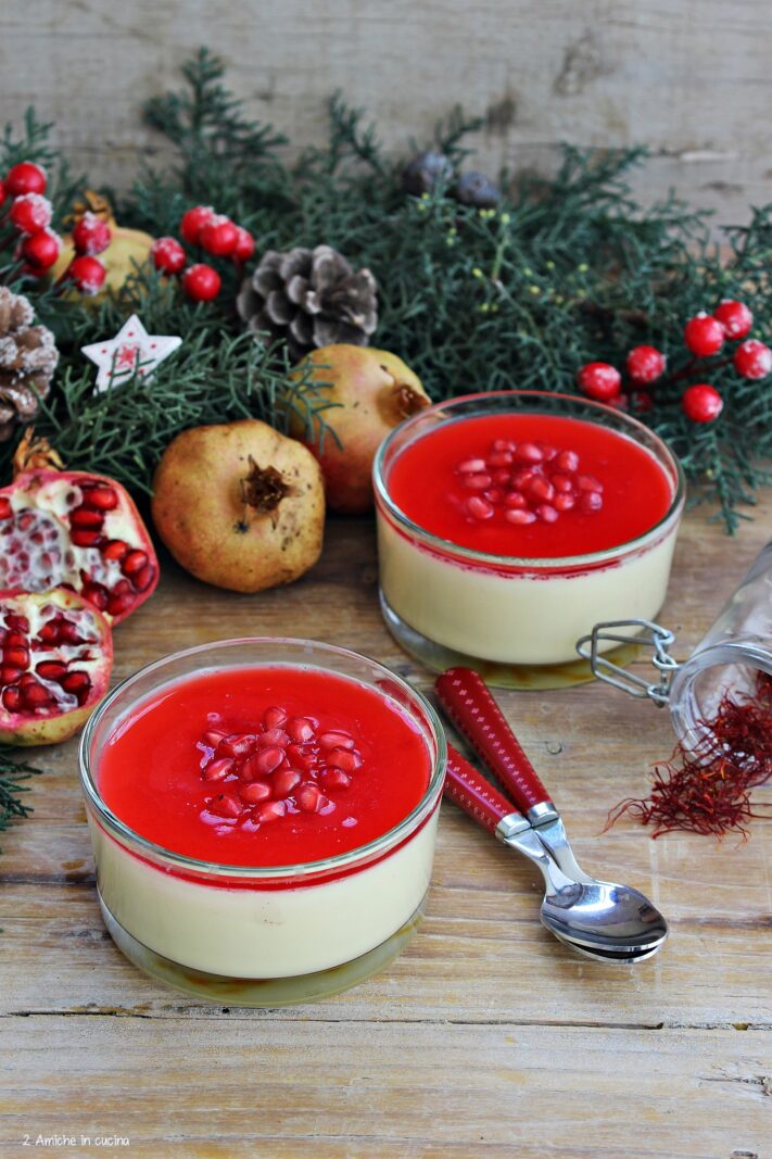 Panna cotta zafferano e melagrana, ricetta per Capodanno