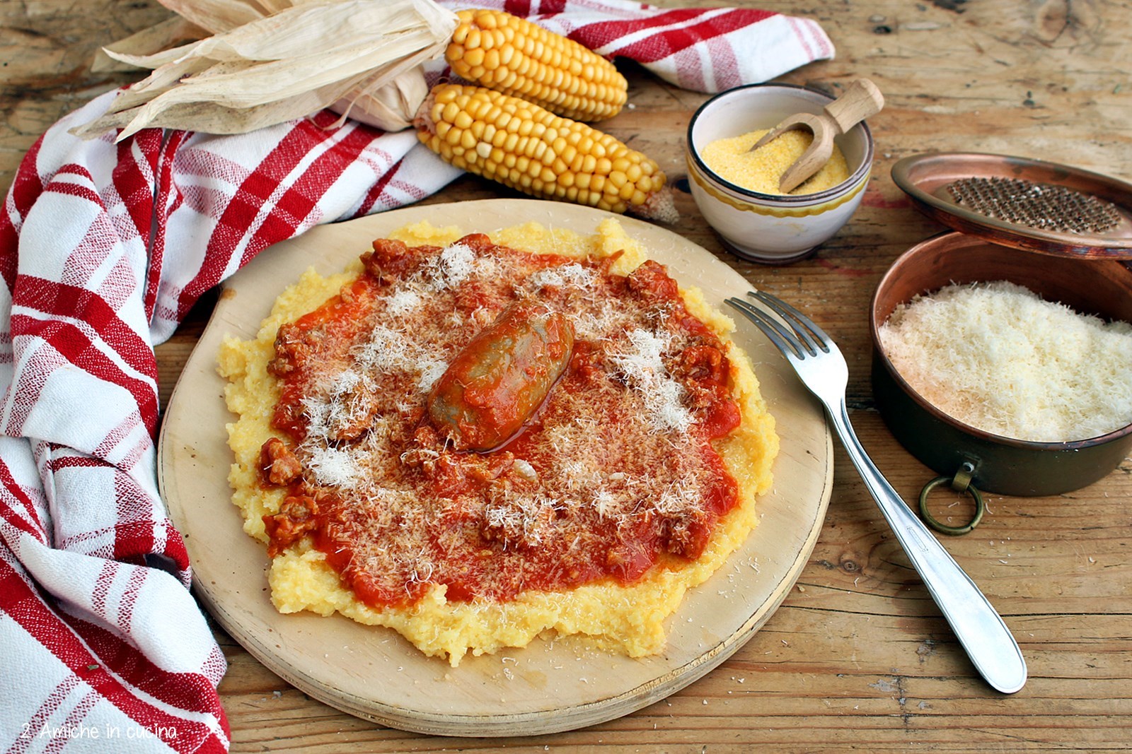 Polenta al sugo di costolette: ricetta facile