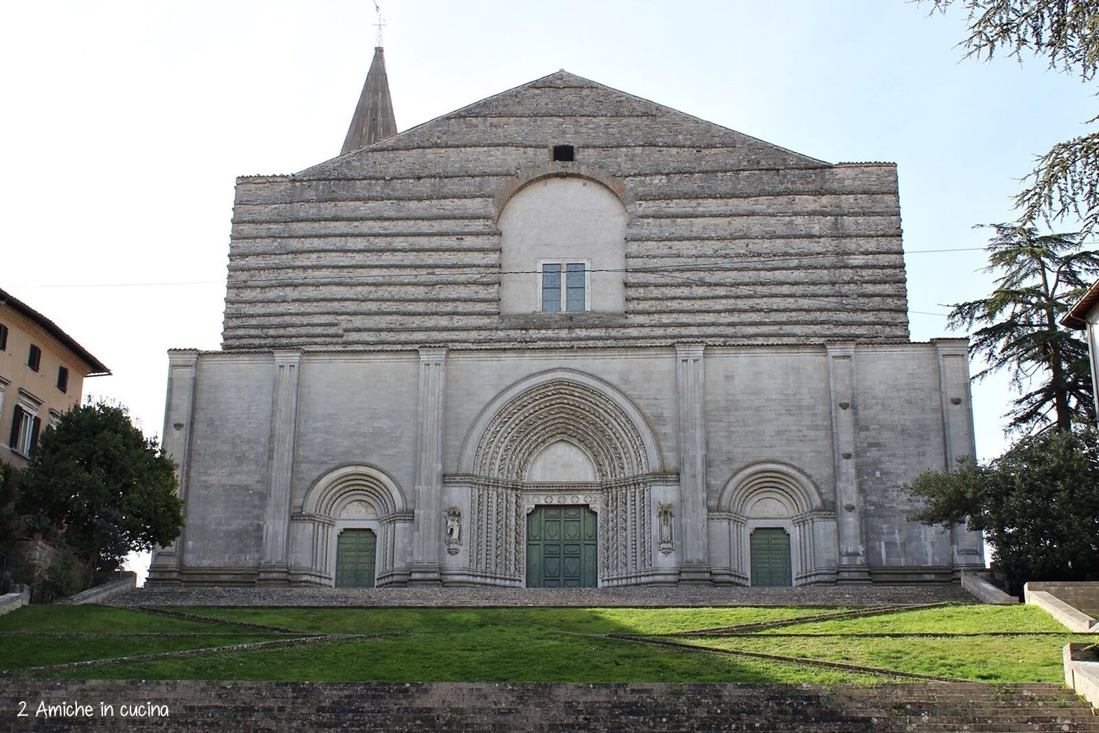 San Fortunato di Todi, città del pan nociato