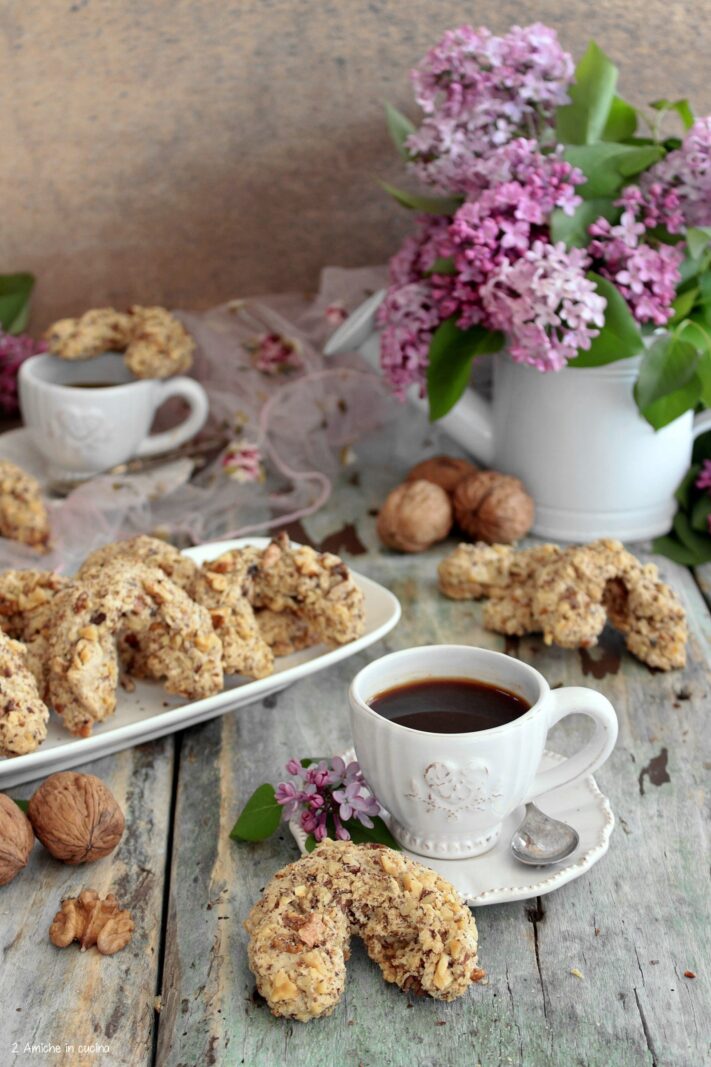 Orasnice biscotti bosniaci da accompagnare al caffè senza glutine e senza lattosio