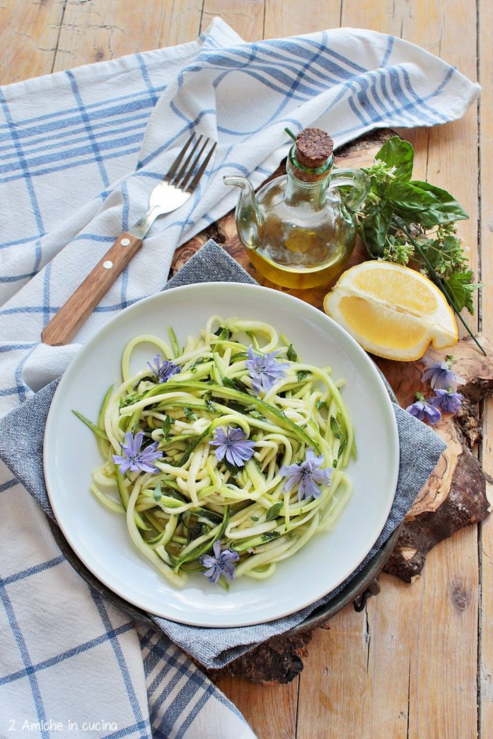 spaghetti di zucchine crude, contorno ligth