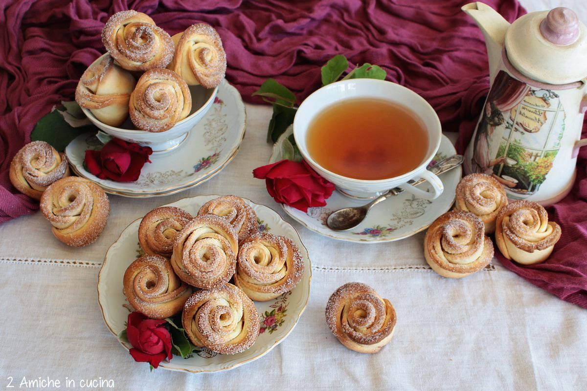 biscotti al tvorog a forma di rosellina