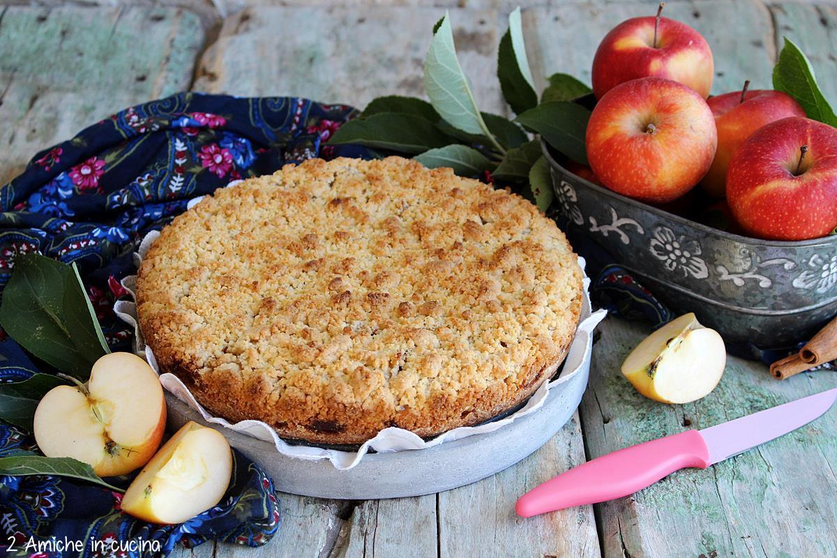 torta d di briciole con ripieno di mele gala