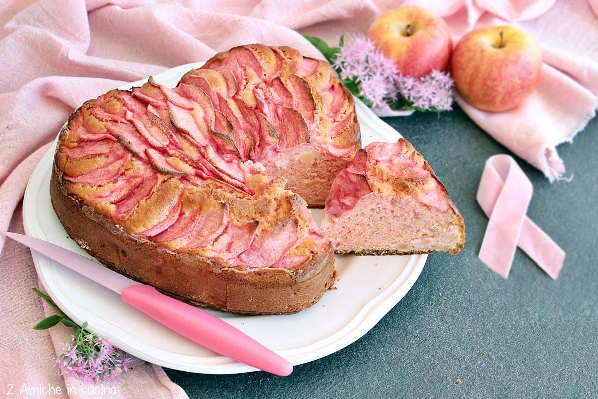 torta di mele a forma di cuore