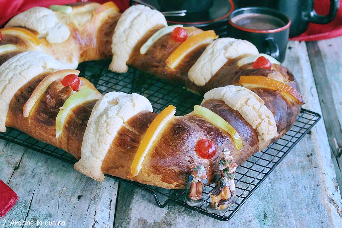 ciambella dell'epifania con canditi