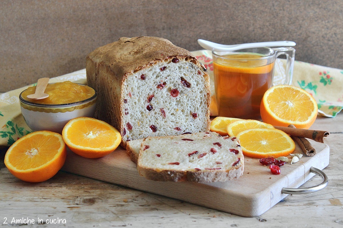 Pane alla zucca e noci con la macchina per il pane - 2 Amiche in Cucina