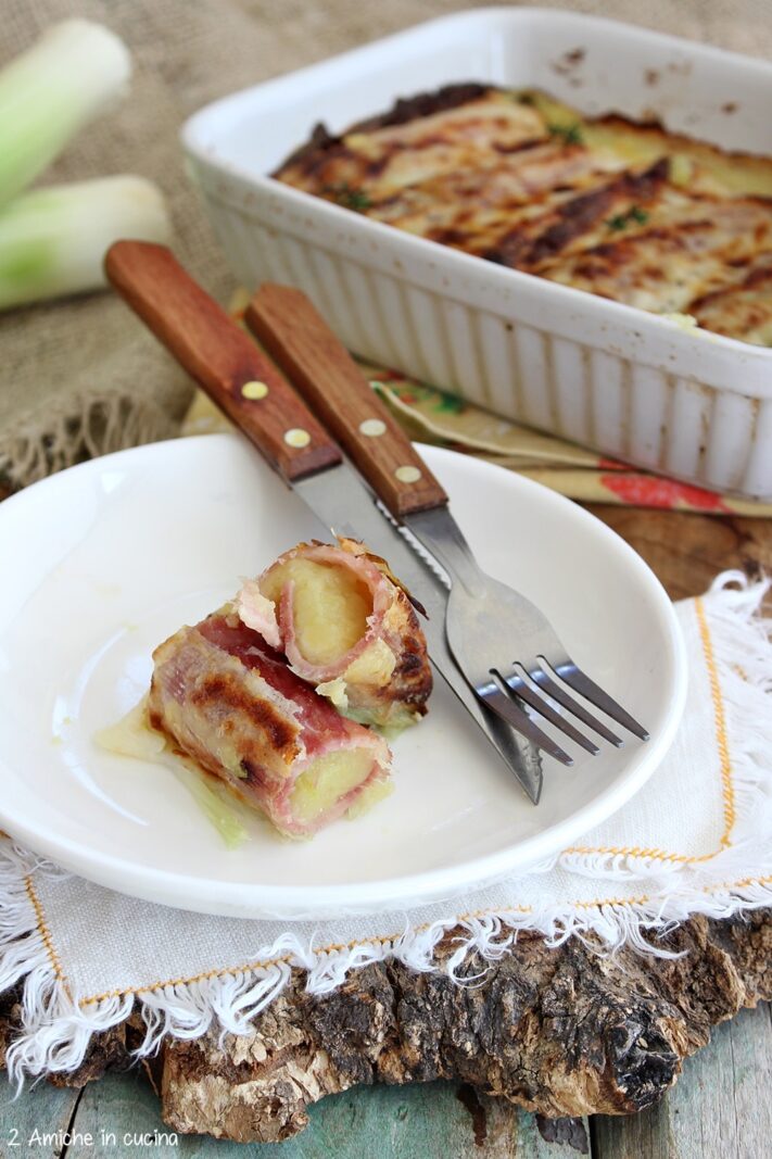 Piatto con involtini di porri e cotto 