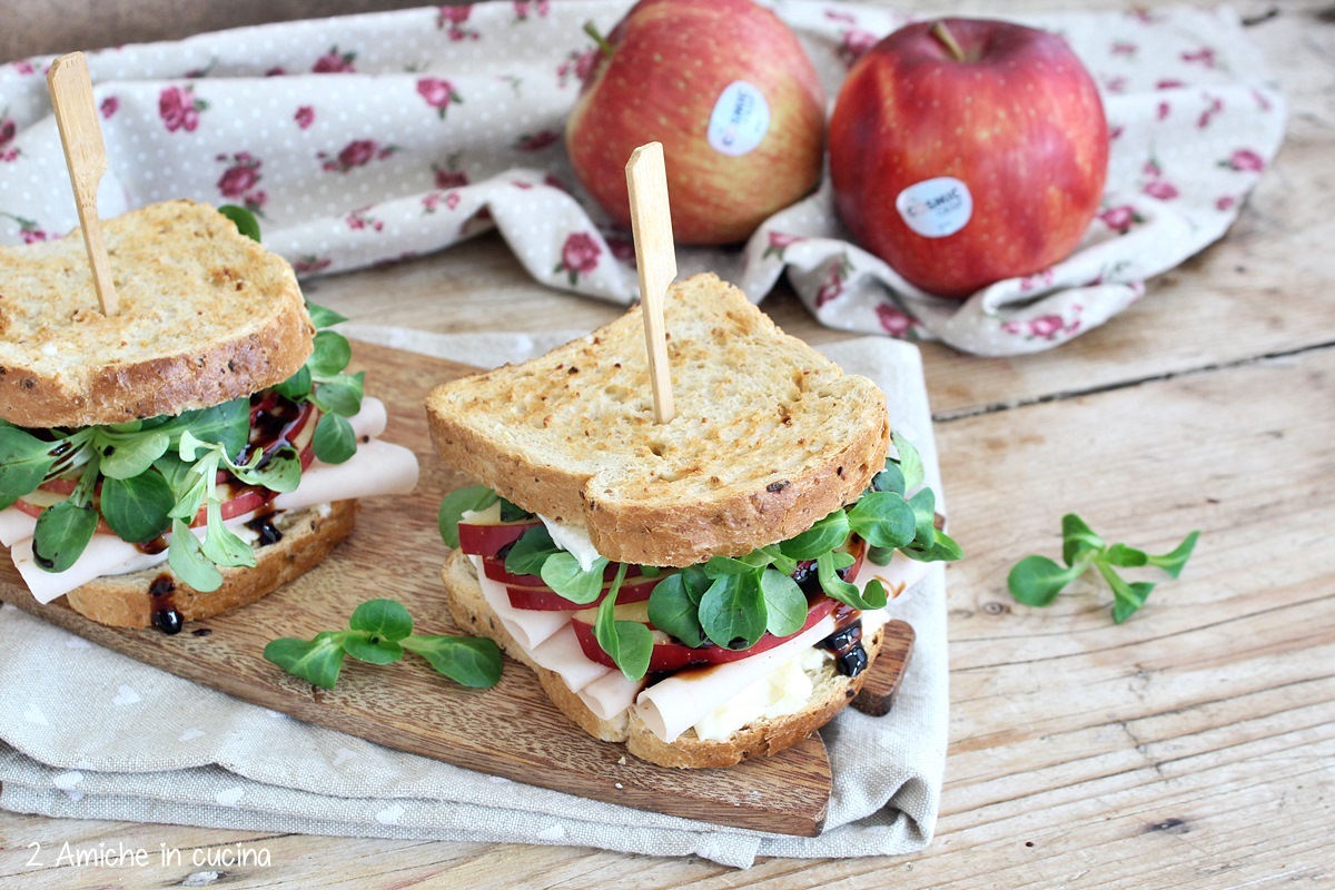 panini con mele e tacchino