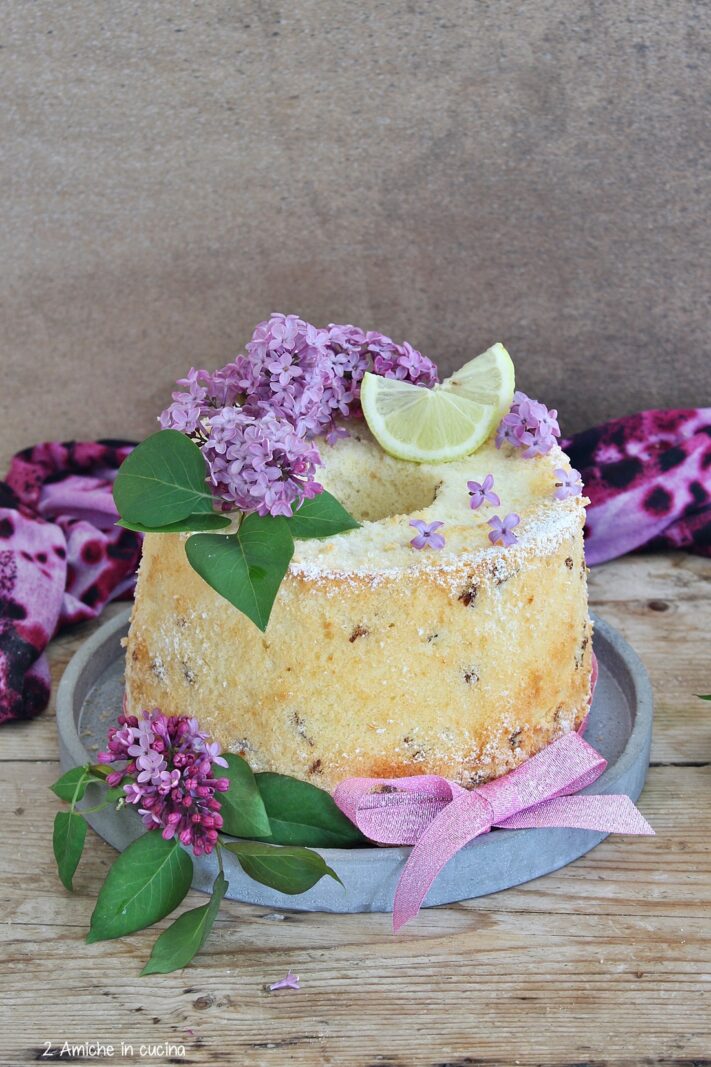 torta americana ai fiori di lillà
